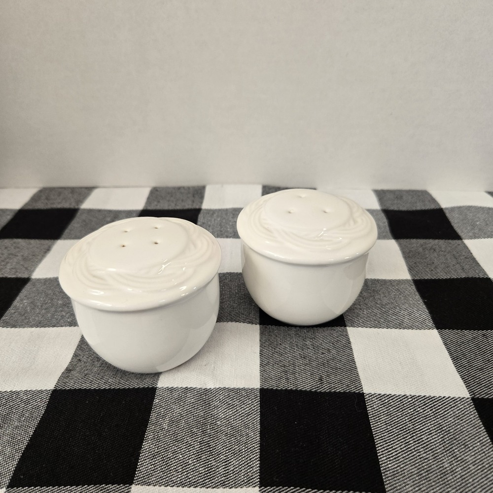 Pfaltzgraff Acadia Salt And Pepper Shaker Set White Stoneware No Chips Or Cracks